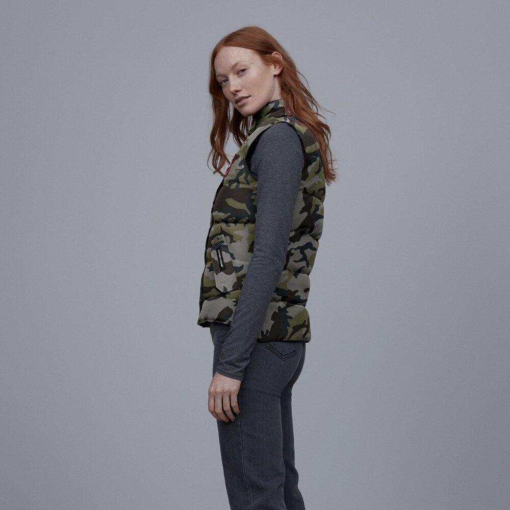 Canada Goose: Freestyle Vest Print Heritage in Classic Camo Coastal Grey - Picture 3 of 14